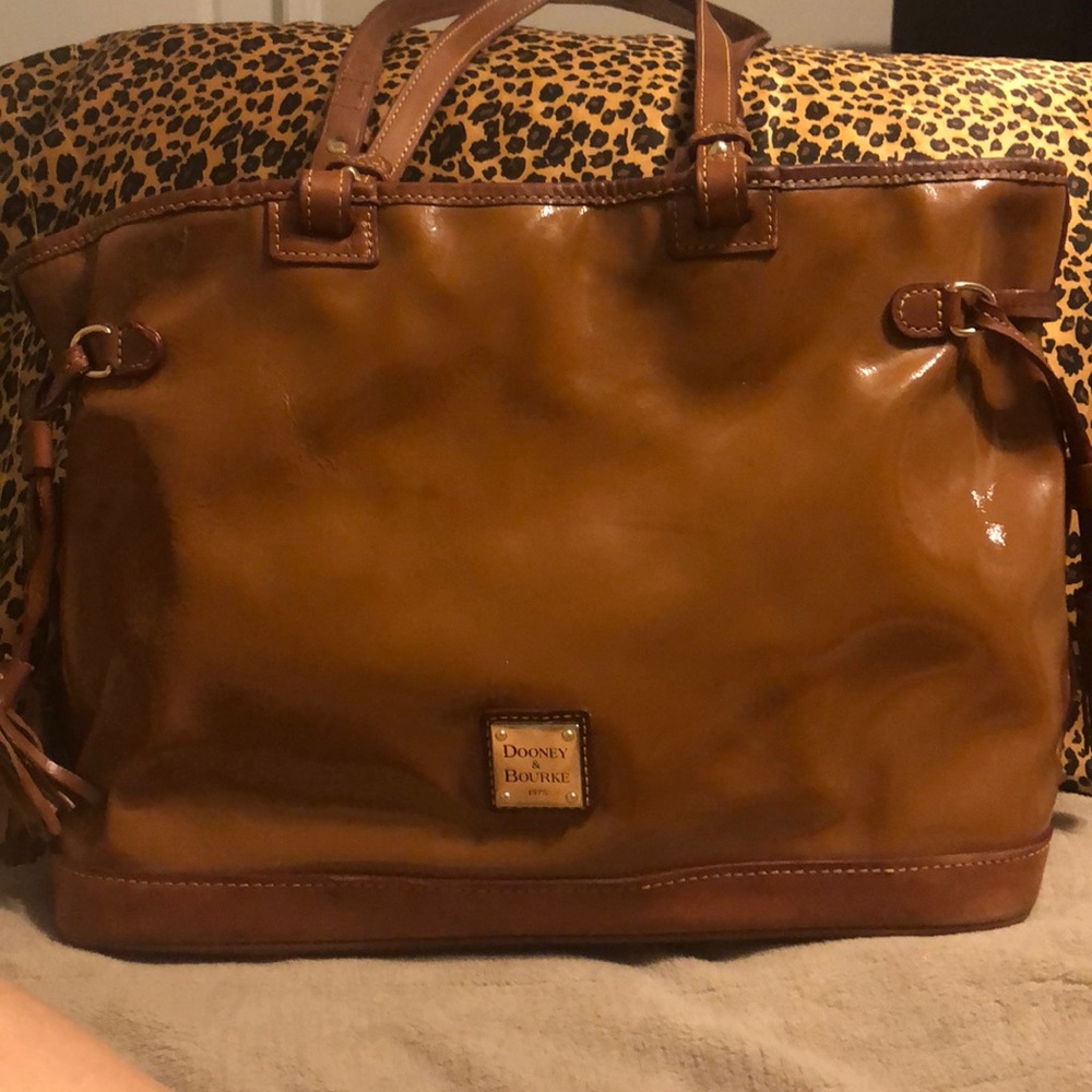 Carmel colored patent large Dooney